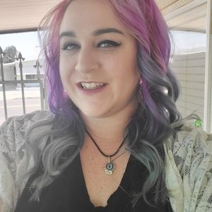 Meet your Posher, Allie